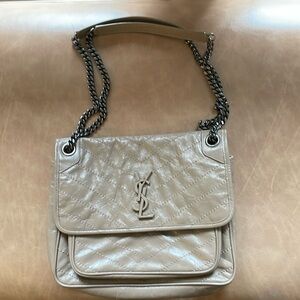 Selling Saint Laurant( YSL) tan. Crossbody